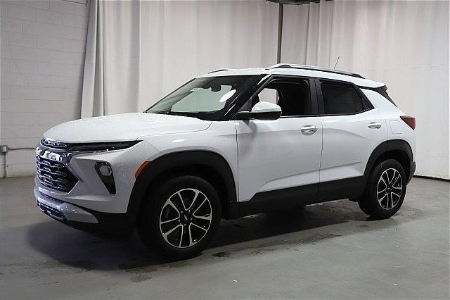 new 2025 Chevrolet TrailBlazer car, priced at $27,569