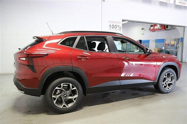 new 2025 Chevrolet Trax car, priced at $22,800