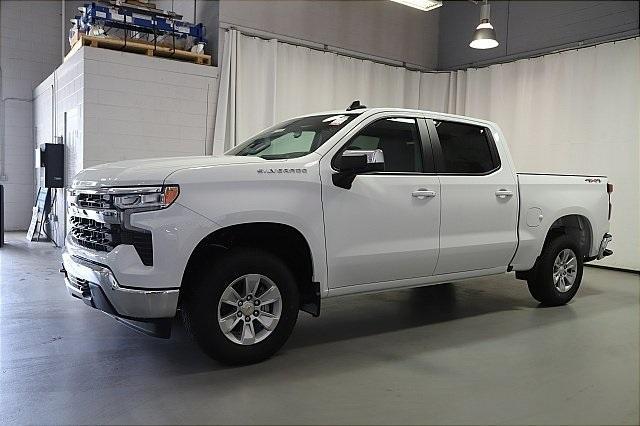 new 2024 Chevrolet Silverado 1500 car, priced at $43,995