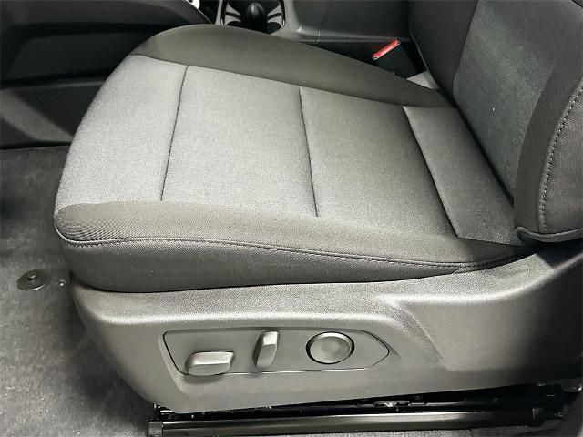 new 2025 Chevrolet Colorado car, priced at $29,495