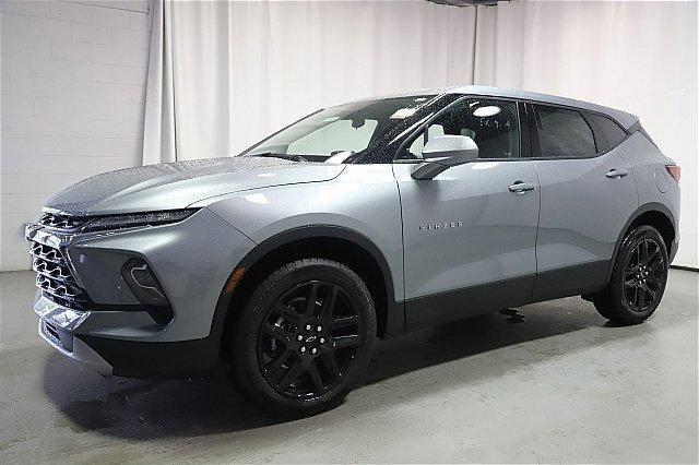 new 2025 Chevrolet Blazer car, priced at $35,550