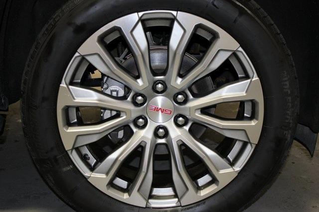 used 2021 GMC Yukon car, priced at $39,995