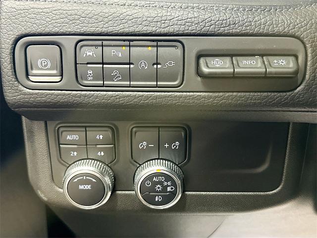 used 2021 GMC Yukon car, priced at $38,995