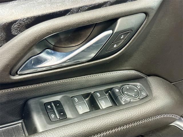 used 2021 GMC Yukon car, priced at $38,995
