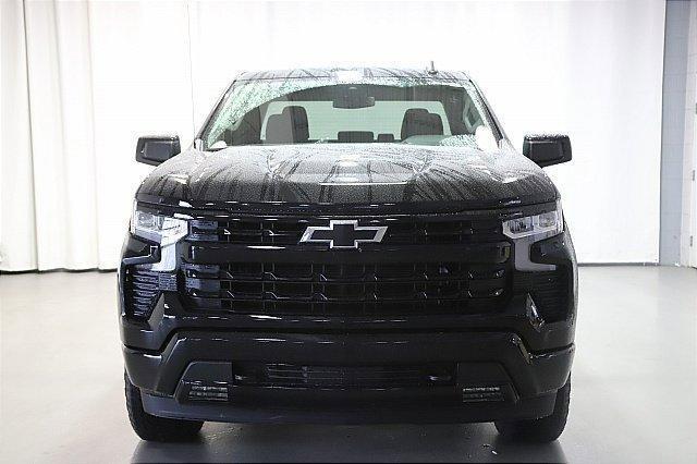 new 2024 Chevrolet Silverado 1500 car, priced at $43,995