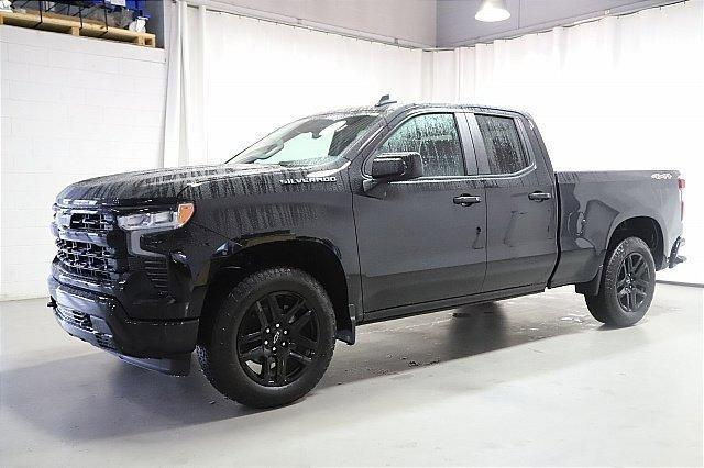 new 2024 Chevrolet Silverado 1500 car, priced at $43,995