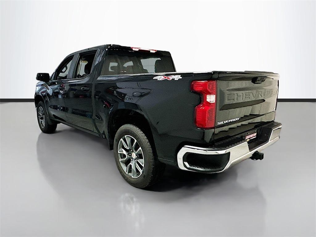 new 2025 Chevrolet Silverado 1500 car, priced at $39,995