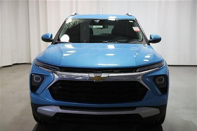 new 2025 Chevrolet TrailBlazer car, priced at $27,007