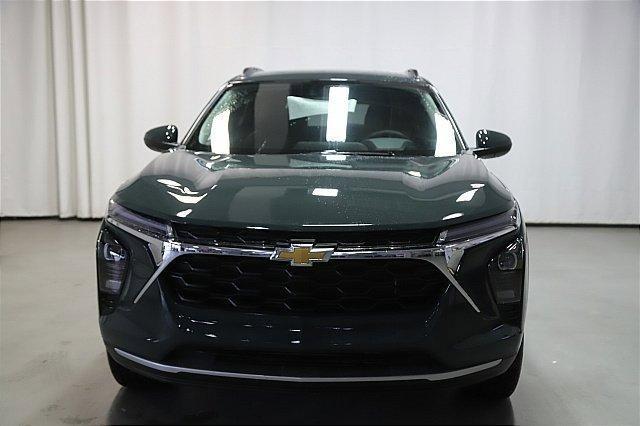 new 2025 Chevrolet Trax car, priced at $22,785