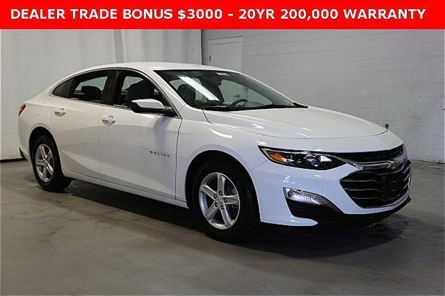 new 2025 Chevrolet Malibu car, priced at $23,995