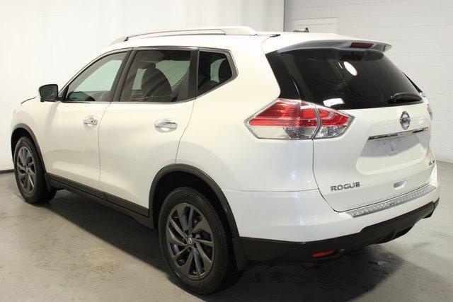 used 2016 Nissan Rogue car, priced at $14,369