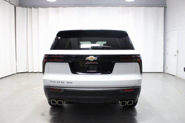 used 2024 Chevrolet Traverse car, priced at $39,995