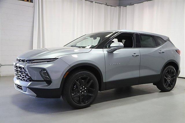 new 2025 Chevrolet Blazer car, priced at $33,500