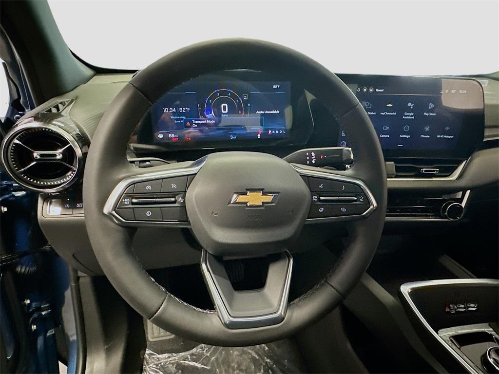 new 2026 Chevrolet Equinox car, priced at $31,405