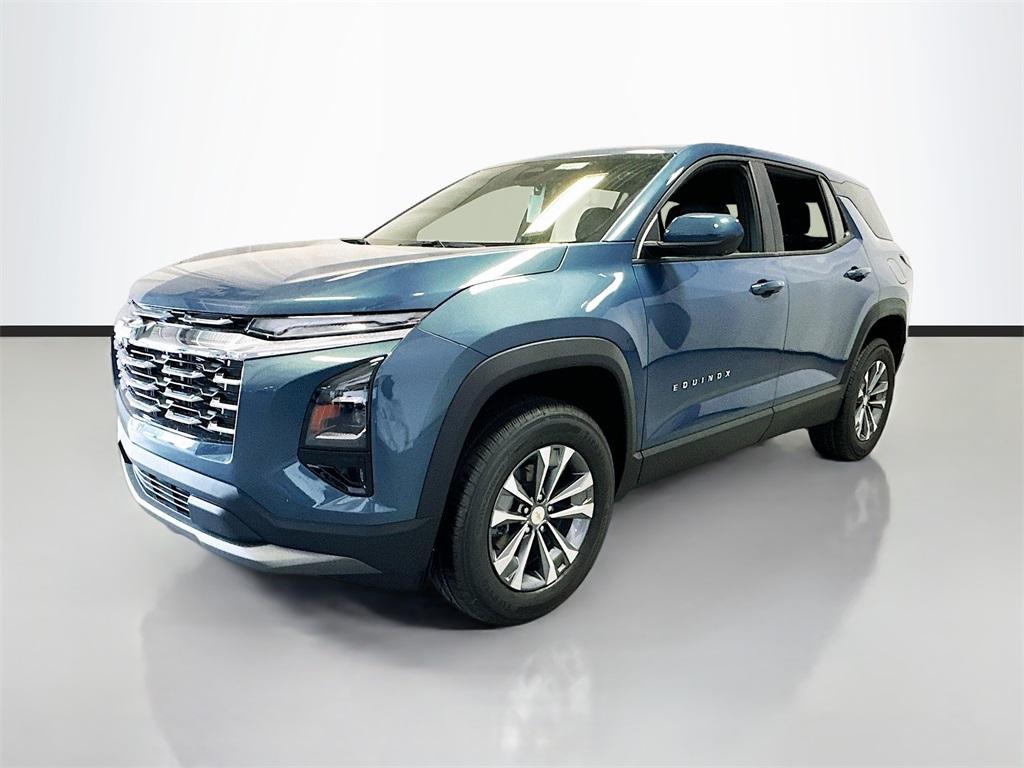 new 2026 Chevrolet Equinox car, priced at $31,405