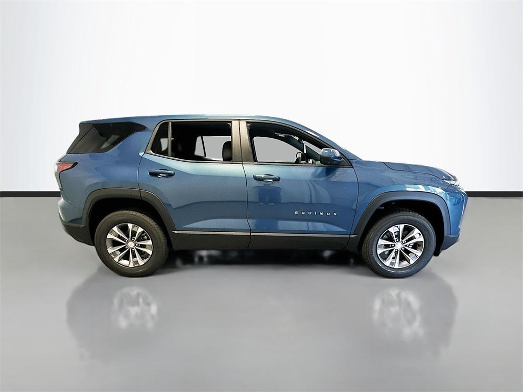 new 2026 Chevrolet Equinox car, priced at $31,405