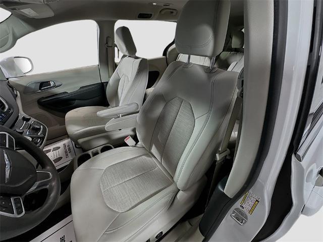 used 2018 Chrysler Pacifica Hybrid car, priced at $18,495