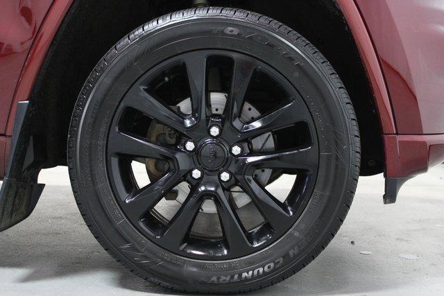 used 2018 Jeep Grand Cherokee car, priced at $15,395