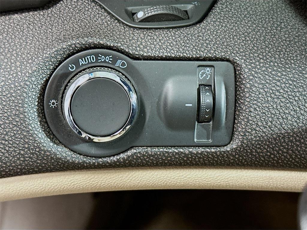 used 2015 Chevrolet Malibu car, priced at $13,495