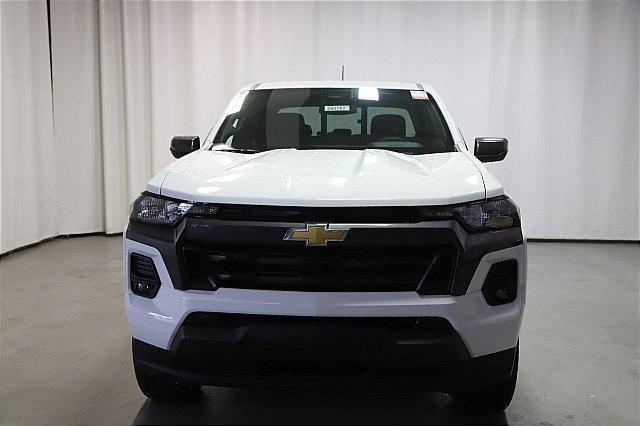 new 2024 Chevrolet Colorado car, priced at $30,995