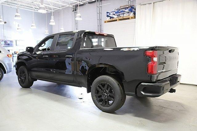 new 2025 Chevrolet Silverado 1500 car, priced at $42,000