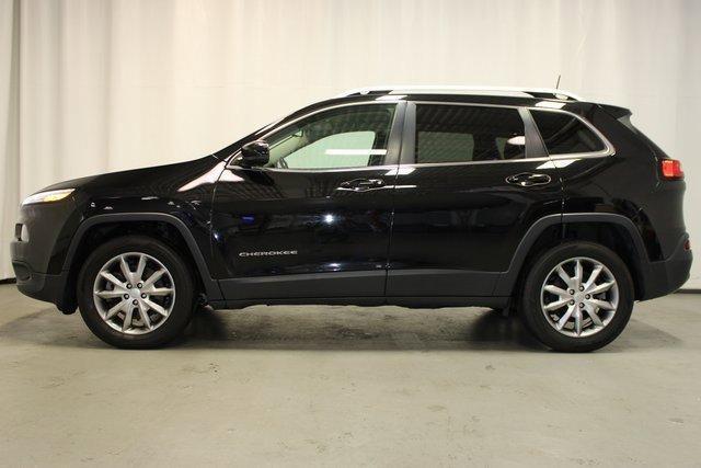 used 2018 Jeep Cherokee car, priced at $15,495