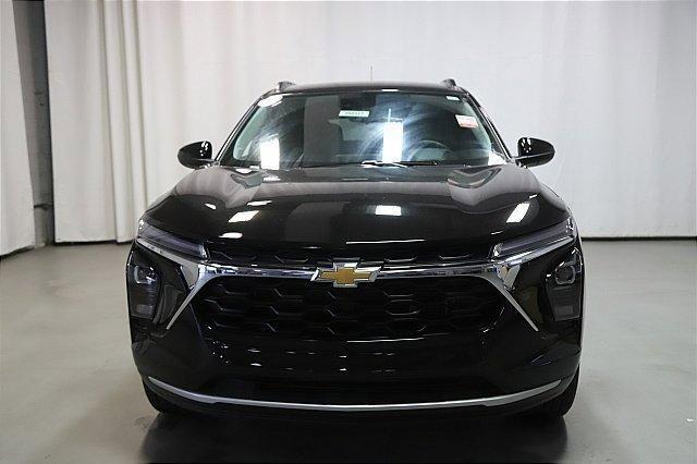 new 2025 Chevrolet Trax car, priced at $22,785