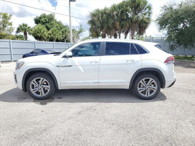 new 2024 Volkswagen Atlas Cross Sport car, priced at $45,445