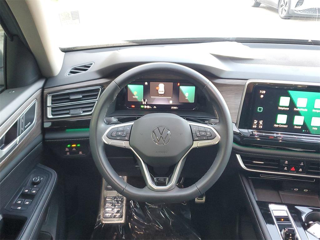 used 2024 Volkswagen Atlas car, priced at $40,425