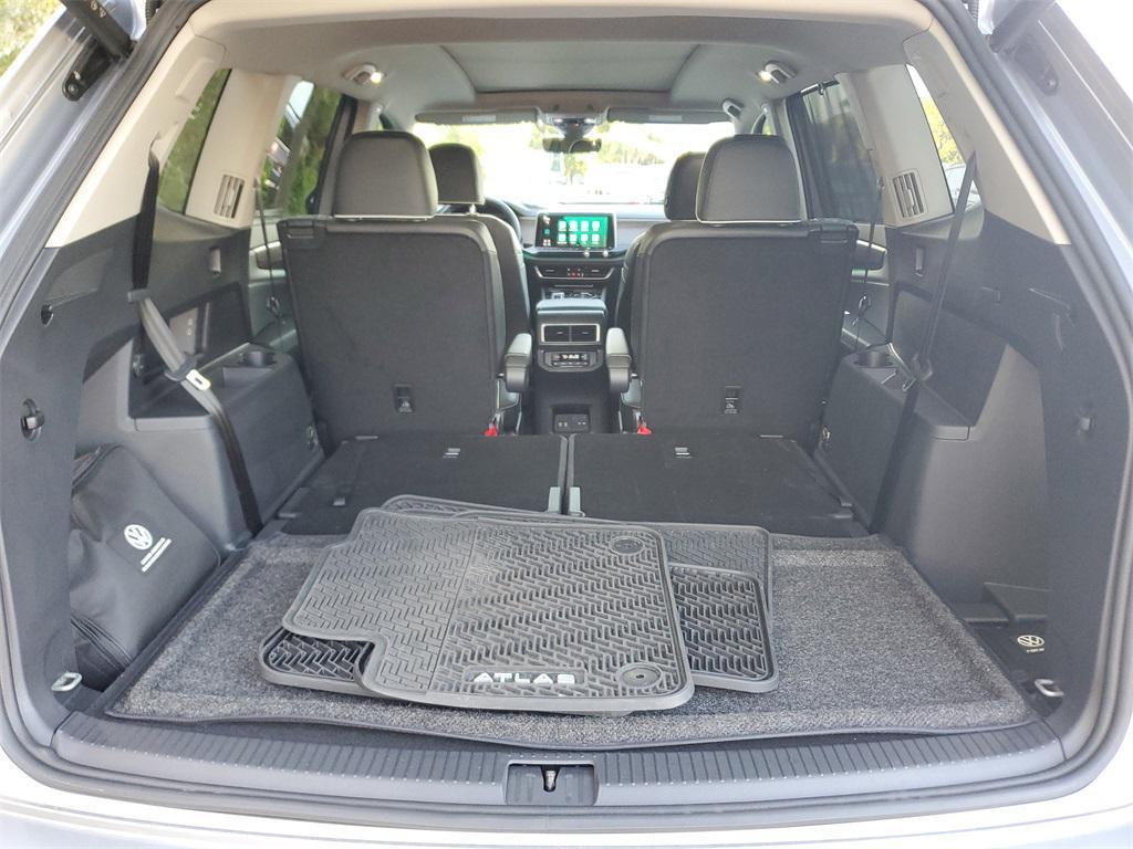 used 2024 Volkswagen Atlas car, priced at $40,425