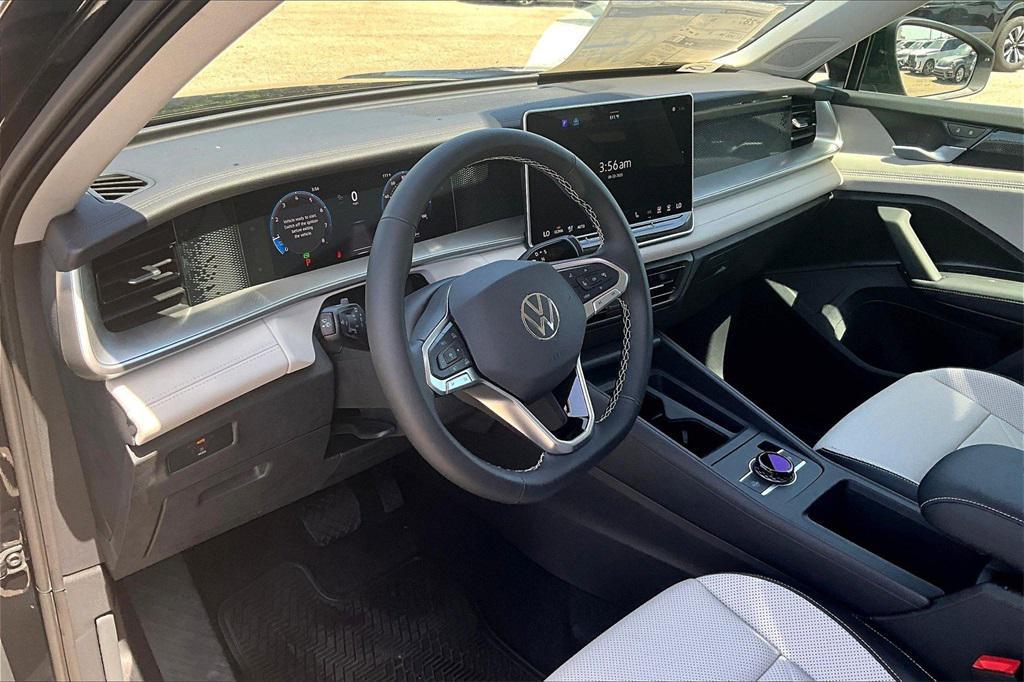 new 2025 Volkswagen Tiguan car, priced at $32,861