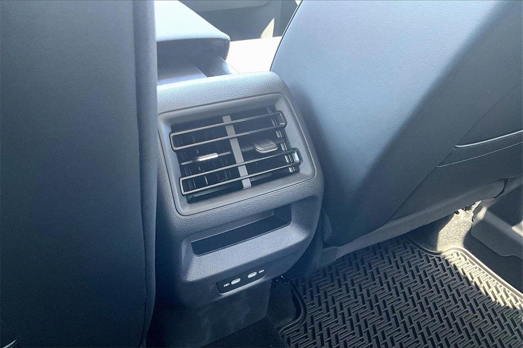 new 2025 Volkswagen Tiguan car, priced at $32,861