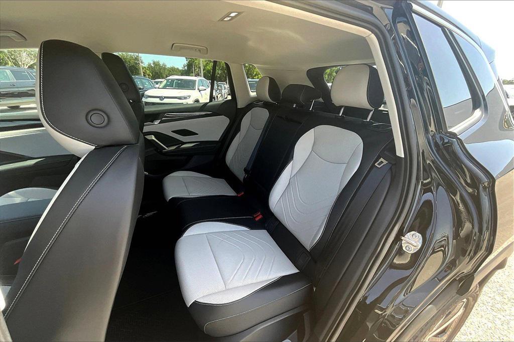 new 2025 Volkswagen Tiguan car, priced at $32,861