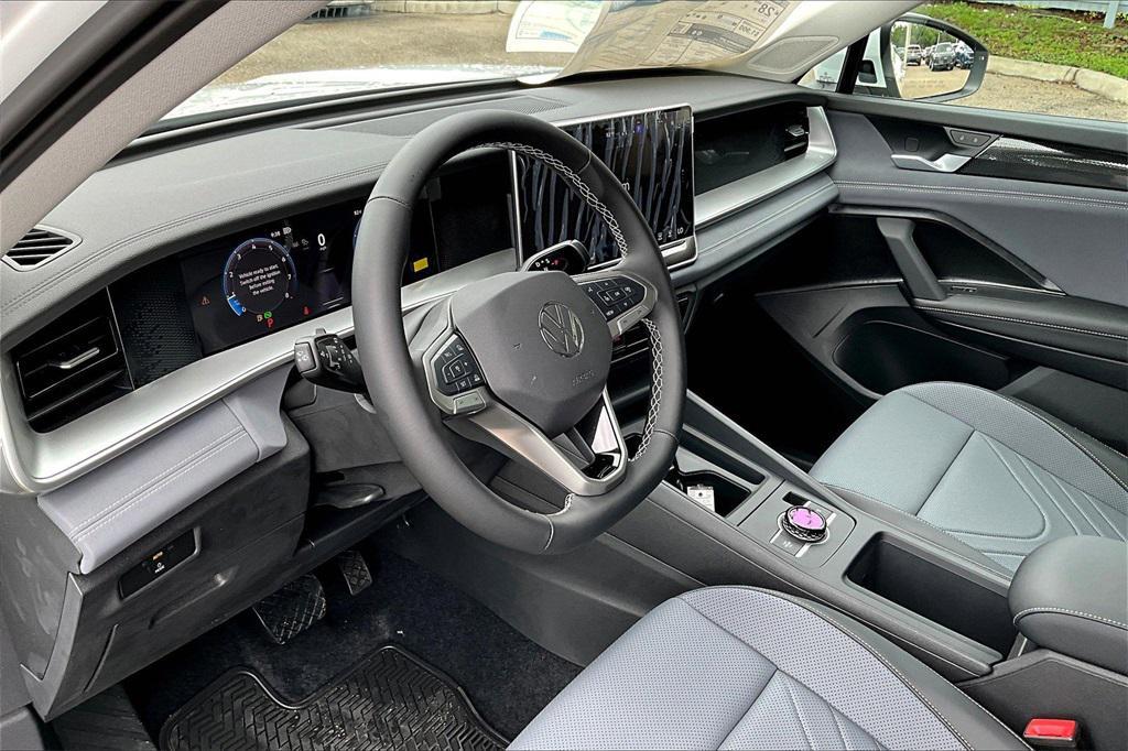 new 2025 Volkswagen Tiguan car, priced at $32,777