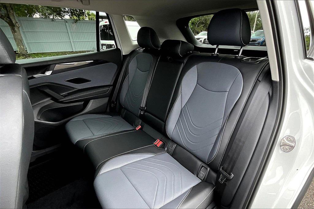 new 2025 Volkswagen Tiguan car, priced at $32,777