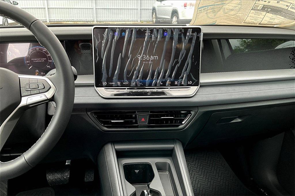 new 2025 Volkswagen Tiguan car, priced at $32,777