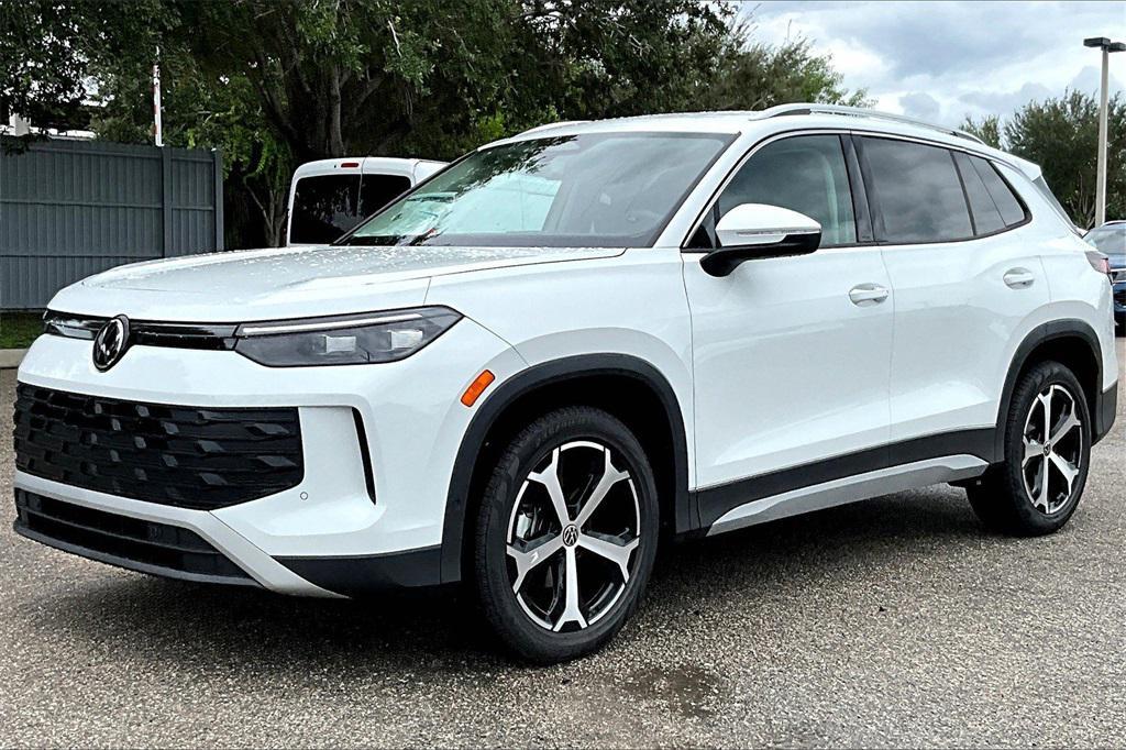 new 2025 Volkswagen Tiguan car, priced at $32,777