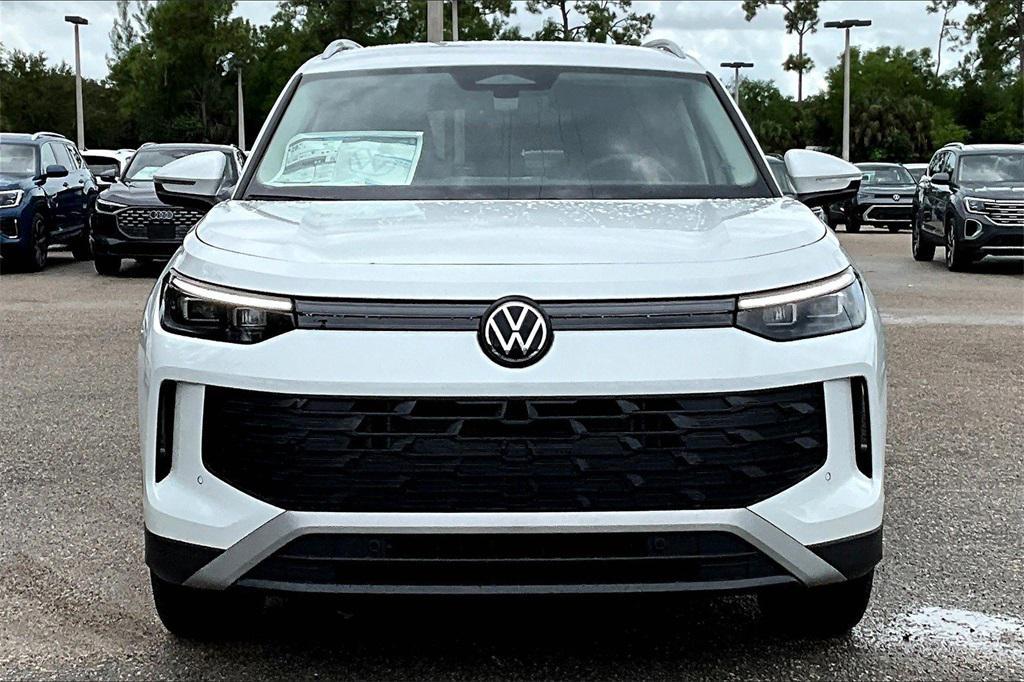 new 2025 Volkswagen Tiguan car, priced at $32,777
