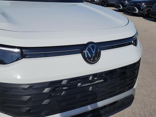 new 2025 Volkswagen Tiguan car, priced at $34,716