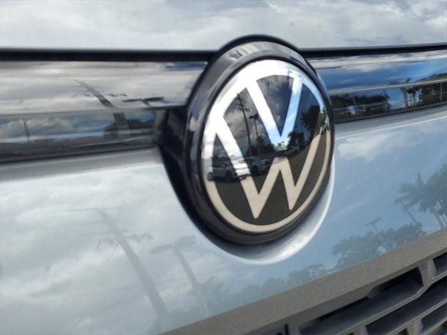 new 2025 Volkswagen Tiguan car, priced at $32,779