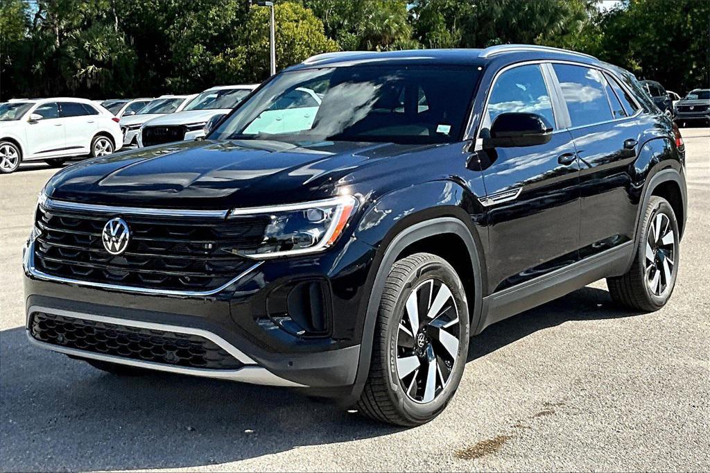 new 2026 Volkswagen Atlas Cross Sport car, priced at $43,548
