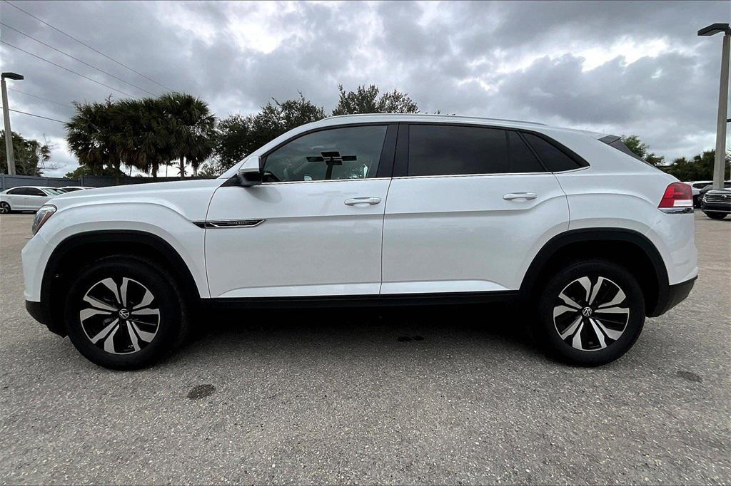 new 2026 Volkswagen Atlas car, priced at $41,236