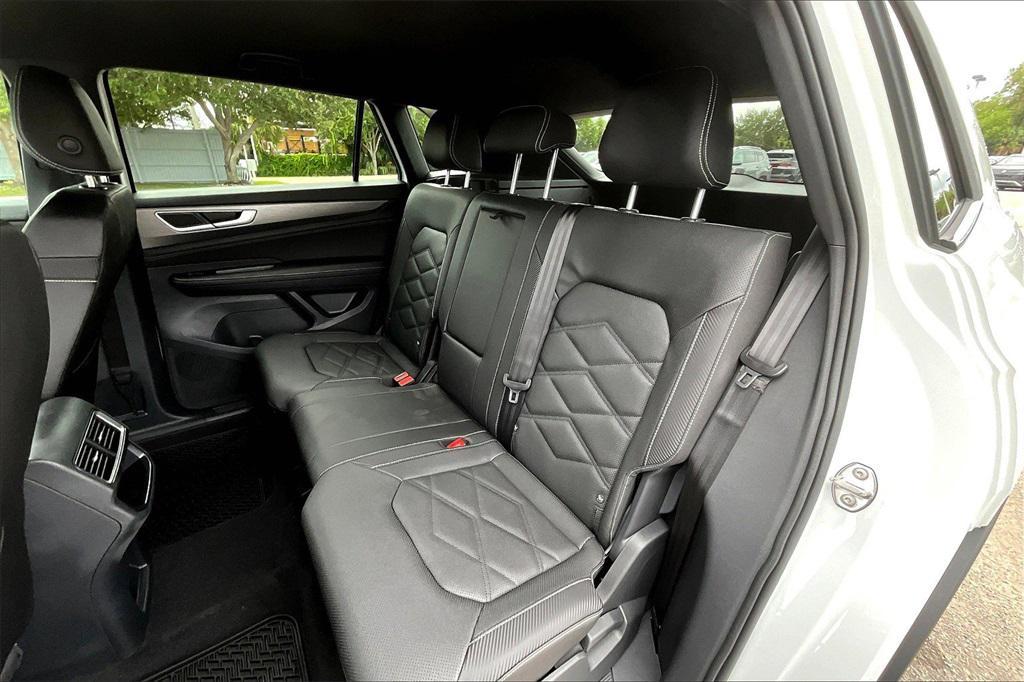 new 2026 Volkswagen Atlas car, priced at $41,236