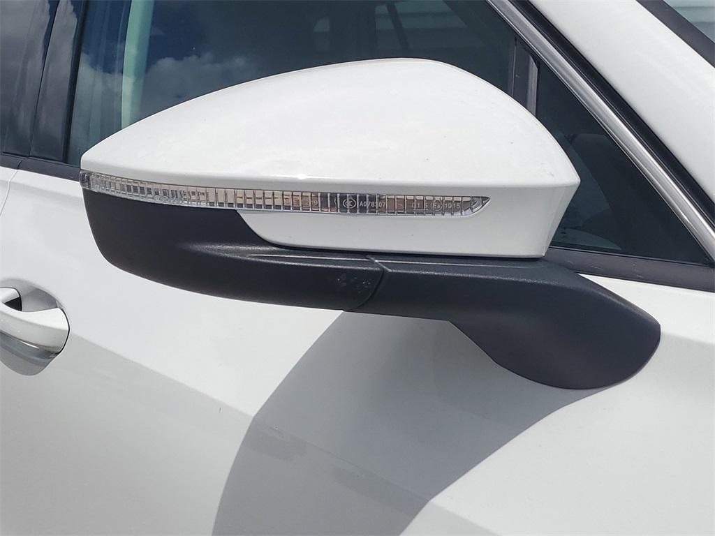 new 2025 Volkswagen Tiguan car, priced at $29,015