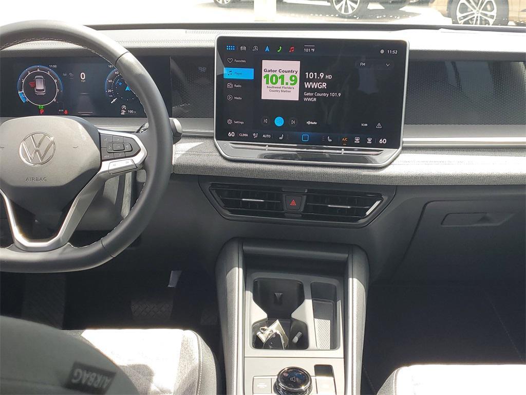 new 2025 Volkswagen Tiguan car, priced at $29,015