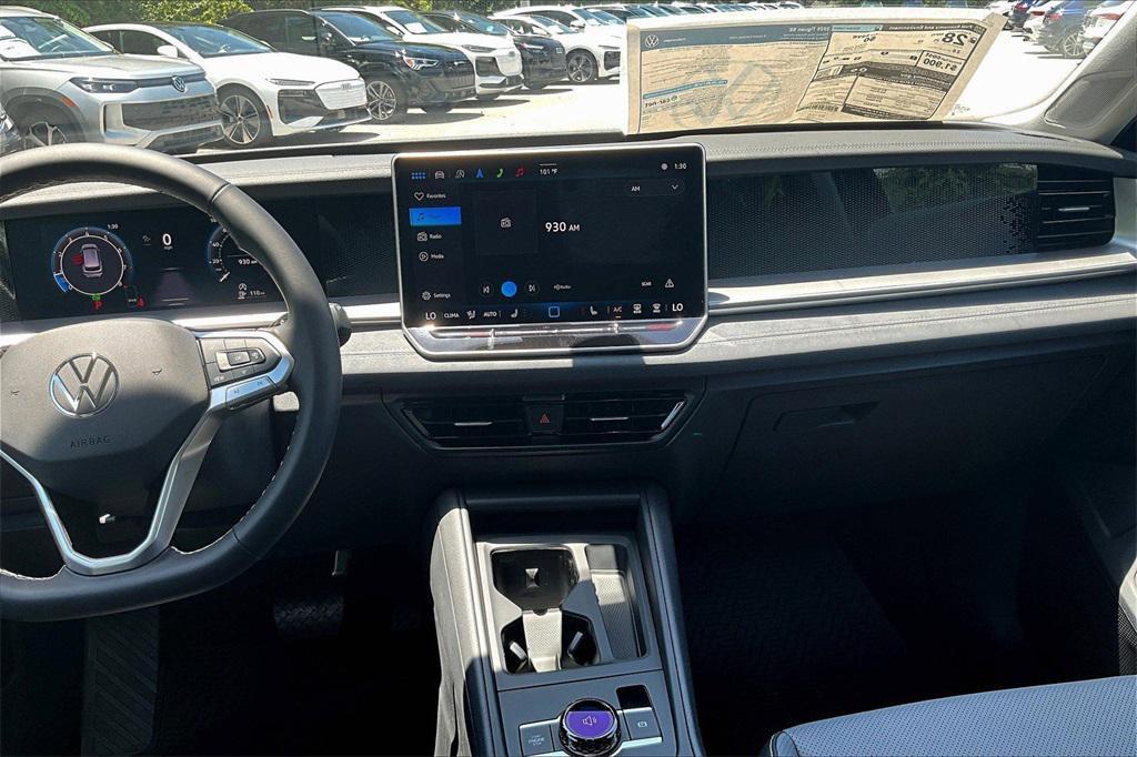 new 2025 Volkswagen Tiguan car, priced at $32,787