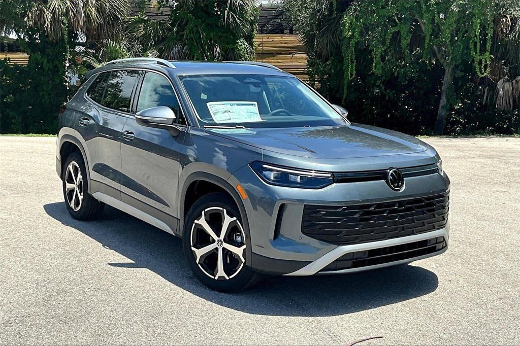 new 2025 Volkswagen Tiguan car, priced at $32,787