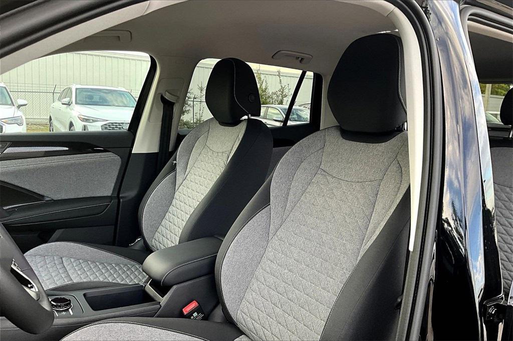 new 2025 Volkswagen Tiguan car, priced at $27,939