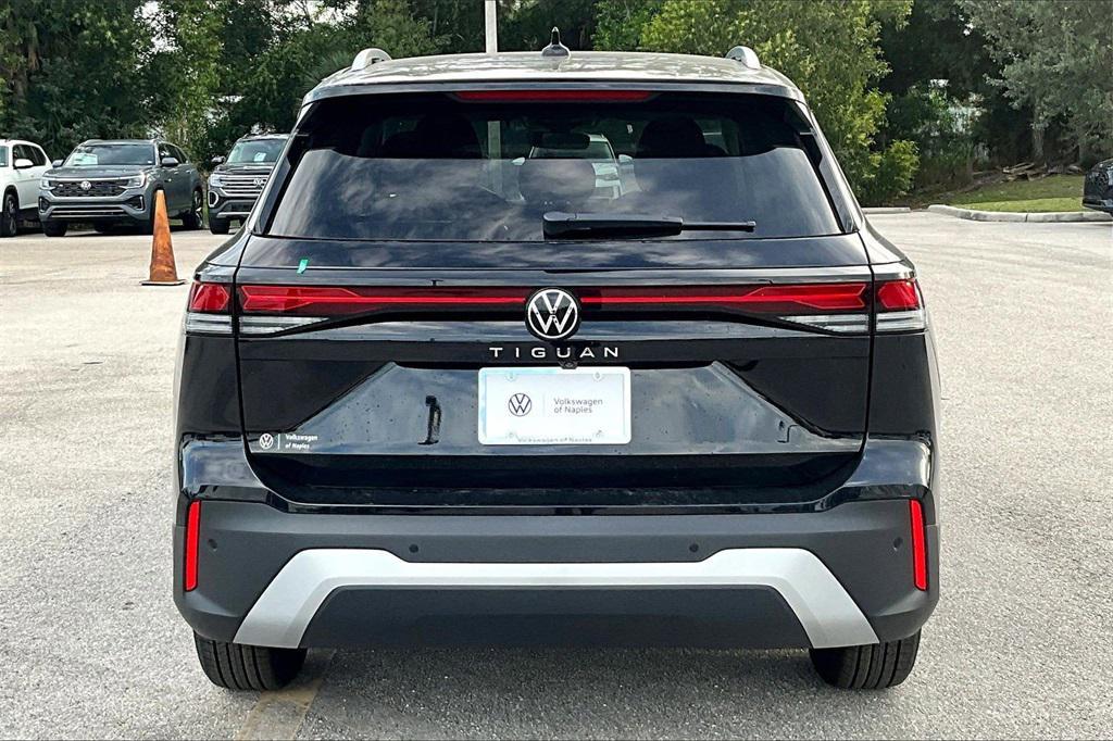 new 2025 Volkswagen Tiguan car, priced at $27,939