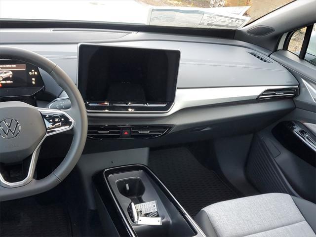 new 2025 Volkswagen ID.4 car, priced at $40,720